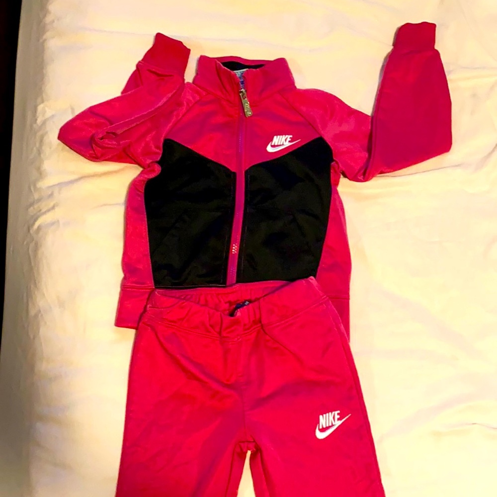 Nike set for girls 4T